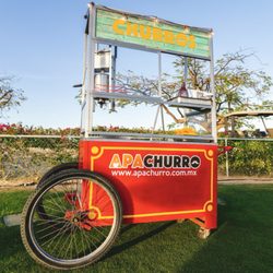 Apachurro - Contrate este carrito de churros para mi cumpleaños estaban bien ricos y muy buen servicio, en San Jose del Cabo