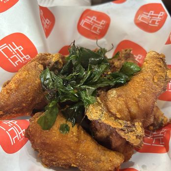 Kin Len - Thai Street Eats - Tom Yum Wings - Thai Near Me - San Diego, California