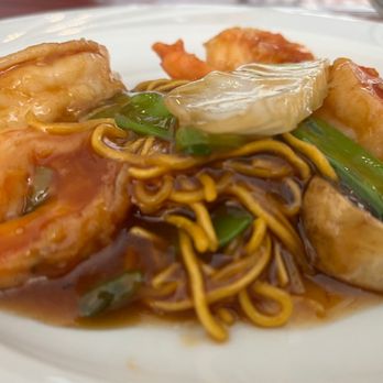 Tung’s Taste - Pan fried noodle dish - Chinese Near Me - Middleton, Massachusetts