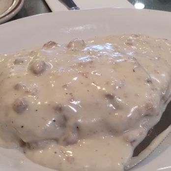 Min's Kitchen - Chicken fried steak comes on its own plate - American Near Me - Concord, California