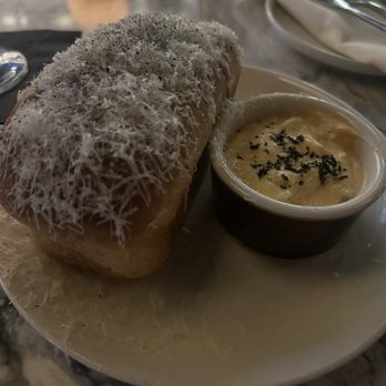 Wren & Wolf - Cocktail Bars Near Me - Phoenix, Arizona
