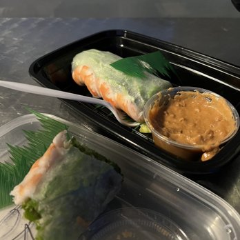 Dinosaurs Sandwiches - Pork and Shrimp Spring Rolls - Vietnamese Near Me - Pacifica, California Dinosaurs Sandwiches - Pork and Shrimp Spring Rolls - Vietnamese Near Me - Pacifica, California