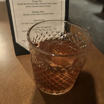 Thornton Distilling - Peach cobbler old fashioned - Distilleries Near Me - Thornton, Illinois