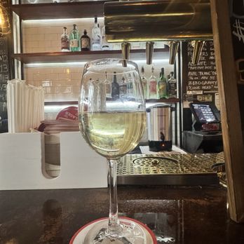 Rusty Nail Brooklyn - Pinot Grigio - Cocktail Bars Near Me - Brooklyn, New York Rusty Nail Brooklyn - Pinot Grigio - Cocktail Bars Near Me - Brooklyn, New York