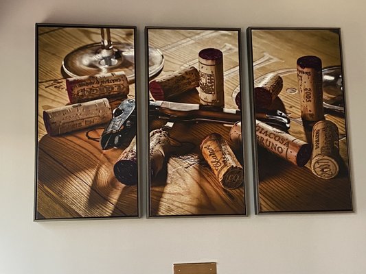 Ferraro's Kitchen Restaurant and Wine Bar by null