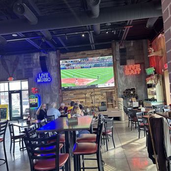 Belleville Bait Shop Bar - The stage - Whiskey Bars Near Me - Belleville, Michigan