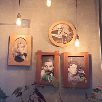 Boxx Coffee Roasters - Cool artwork and interior decor. - Coffee Roasteries Near Me - Los Angeles, California
