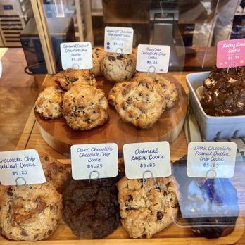 Levain Bakery - Bakeries Near Me - Los Angeles, California Levain Bakery - Bakeries Near Me - Los Angeles, California