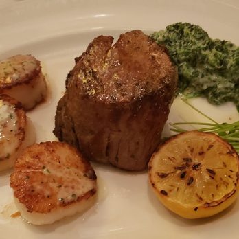 The Capital Grille - Steakhouses Near Me - Miami, Florida