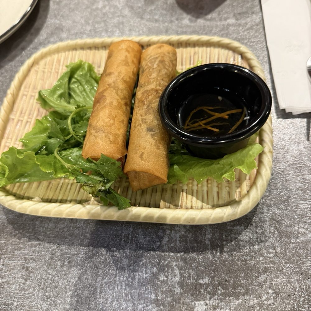 Lua Vietnamese Cuisine - Spring roll - Vietnamese Near Me - Edison, New Jersey