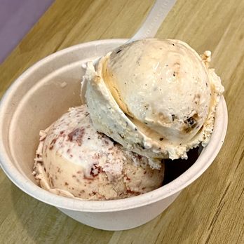 Miharu Ice Cream - Red velvet (left) and rose sesame (right) - Ice Cream & Frozen Yogurt Near Me - Oakland, California Miharu Ice Cream - Red velvet (left) and rose sesame (right) - Ice Cream & Frozen Yogurt Near Me - Oakland, California