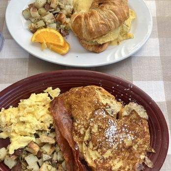 Crêpes & Grapes Café - Creperies Near Me - Whittier, California