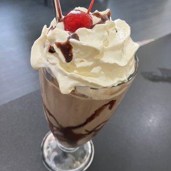 4th & State - Chocolate shake - Vegan Near Me - Columbus, Ohio