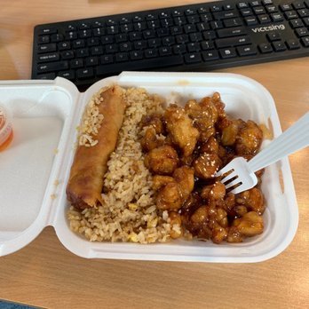 Lien Son Restaurant - Sweet and Sour Chicken, Cream Cheese Wonton, Fried Rice Combination Plates - Chinese Near Me - Minneapolis, Minnesota