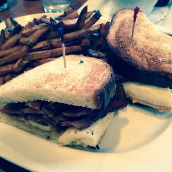 Blue's Egg + Bakery - Bacon banana and peanut butter sandwich with fries. - Breakfast & Brunch Near Me - Milwaukee, Wisconsin Blue's Egg + Bakery - Bacon banana and peanut butter sandwich with fries. - Breakfast & Brunch Near Me - Milwaukee, Wisconsin
