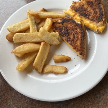 Olde Hickory Station - Kid's grilled cheese - New American Near Me - Hickory, North Carolina Olde Hickory Station - Kid's grilled cheese - New American Near Me - Hickory, North Carolina