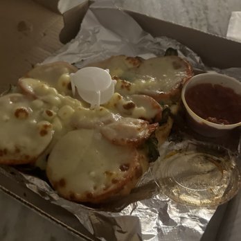 Granvitor Pizza - The worst Garlic Bread you will ever have in your life. If you are a broke college student you might like this. - Pizza Near Me - Medford, Massachusetts Granvitor Pizza - The worst Garlic Bread you will ever have in your life. If you are a broke college student you might like this. - Pizza Near Me - Medford, Massachusetts