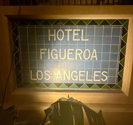 Bar Figueroa by null