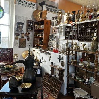 Sasquatch Antiquers - Used, Vintage & Consignment Near Me - Florence, Texas Sasquatch Antiquers - Used, Vintage & Consignment Near Me - Florence, Texas