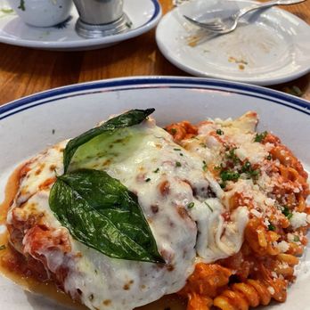 Hudson House - Chicken parm - American Near Me - Dallas, Texas Hudson House - Chicken parm - American Near Me - Dallas, Texas