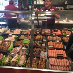 Ascot Vale Meats - Lovely fresh sausages and friendly service