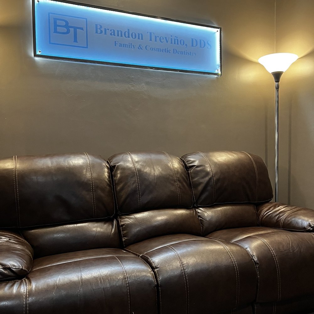 Trevino Brandon, DDS - Waiting area - General Dentistry Near Me - Hurst, Texas Trevino Brandon, DDS - Waiting area - General Dentistry Near Me - Hurst, Texas