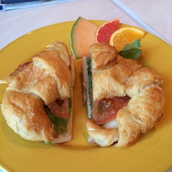 La Brulerie d'Ici - Hearty croissant breakfast sandwich - Bakeries Near Me - Rimouski, Quebec