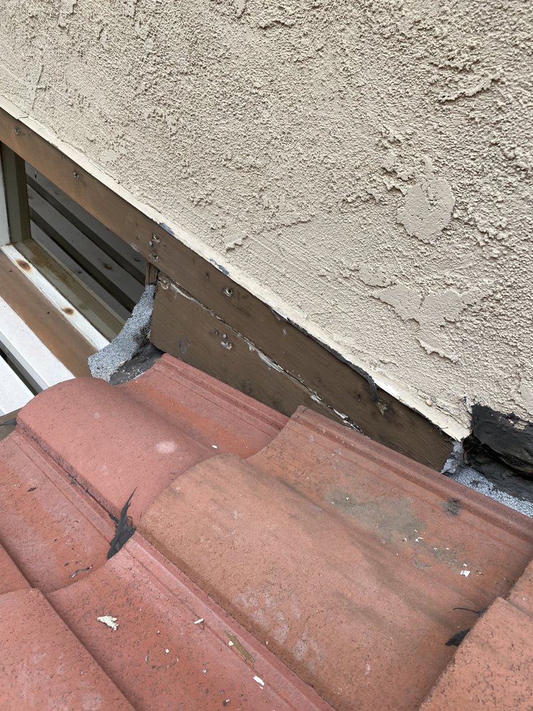 Slide of Dynamic Roofing