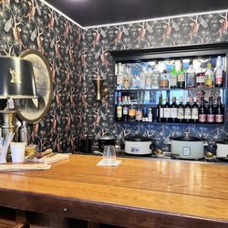 Ravish Liquors