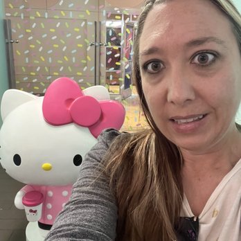 Hello Kitty Cafe - Hello kitty - Themed Cafes Near Me - Las Vegas, Nevada