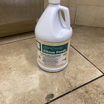 Speedway - Cleaner on floor this is their idea of providing hand soap - Gas Stations Near Me - Memphis, Tennessee Speedway - Cleaner on floor this is their idea of providing hand soap - Gas Stations Near Me - Memphis, Tennessee