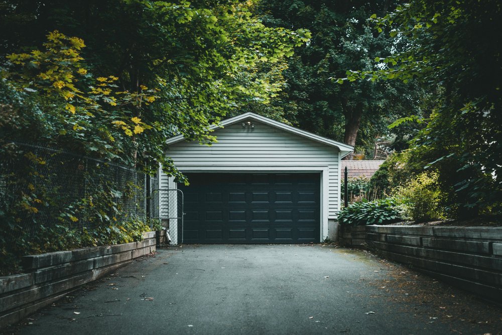 SPEE-DEE Garage Door Repair - Garage Door Contractor in Bennington, NE