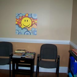 The Communication Spot - Cheerful waiting room. Toys and books available for siblings.