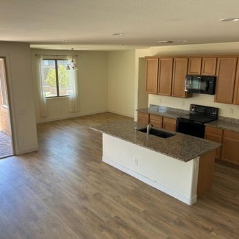 HM Flooring Group - Vinyl Installation in Mesa - Flooring Near Me - Phoenix, Arizona