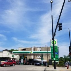 BP Gas Station & Car Wash