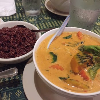 Naung Mai Thai Kitchen - Pumpkin curry with tofu and brown rice. Yum!! Thai level hot! - Thai Near Me - Hilo, Hawaii Naung Mai Thai Kitchen - Pumpkin curry with tofu and brown rice. Yum!! Thai level hot! - Thai Near Me - Hilo, Hawaii