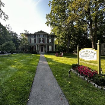 Landmark Inn - Large beautiful front lawn of the Landmark Inn. - Hotels Near Me - Cooperstown, New York