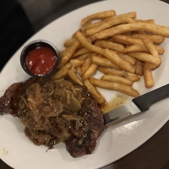 Creekside Restaurant & Bar - Ribeye - comes with 2 sides - fries and Mac and cheese - New American Near Me - Brecksville, Ohio Creekside Restaurant & Bar - Ribeye - comes with 2 sides - fries and Mac and cheese - New American Near Me - Brecksville, Ohio