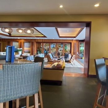 Alaloa Lounge - Beautiful restaurant - Lounges Near Me - Kapalua, Hawaii