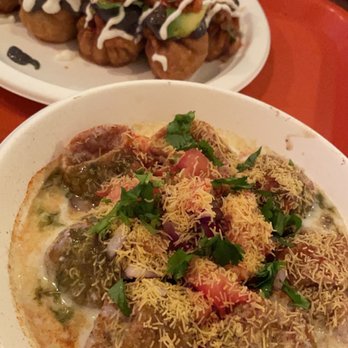 Momo Crave - Chaat momo and Tacos Momo - Himalayan/Nepalese Near Me - Woodside, New York