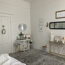 Fleur De Lis Massage & Bodywork