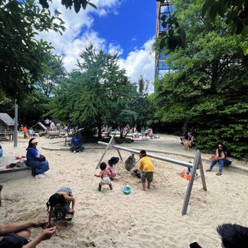 Pier 6 Playgrounds - The best sandpit in NYC! - Playgrounds Near Me - Brooklyn, New York Pier 6 Playgrounds - The best sandpit in NYC! - Playgrounds Near Me - Brooklyn, New York