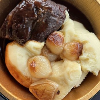 Wonder Burlington - Walnut Lane- Braised Short Rib - Food Delivery Services Near Me - Burlington, Massachusetts