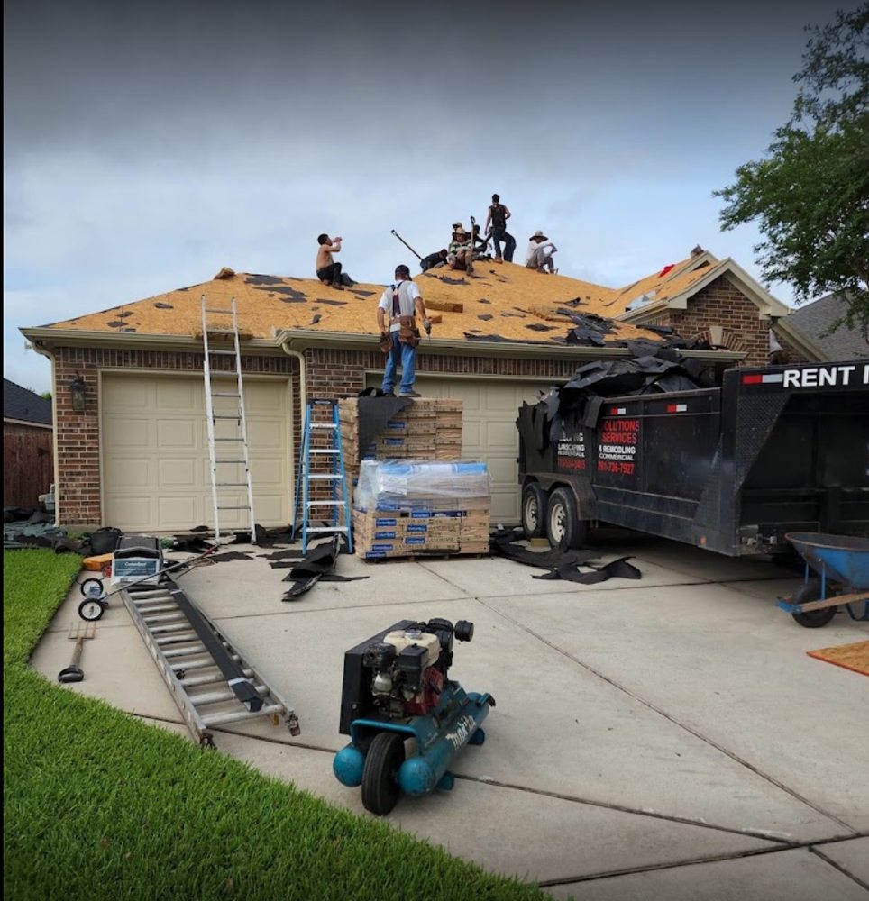 Slide of Supreme Roofing Solutions