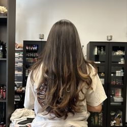Palacios Beauty Salon - Long layers - haircut only