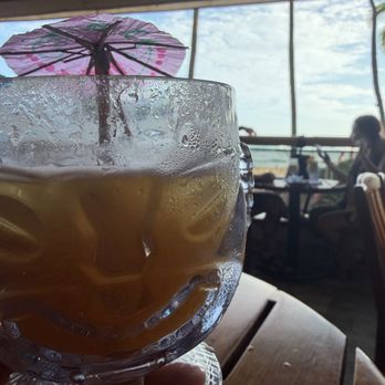 Duke's Waikiki - Hawaiian Near Me - Honolulu, Hawaii
