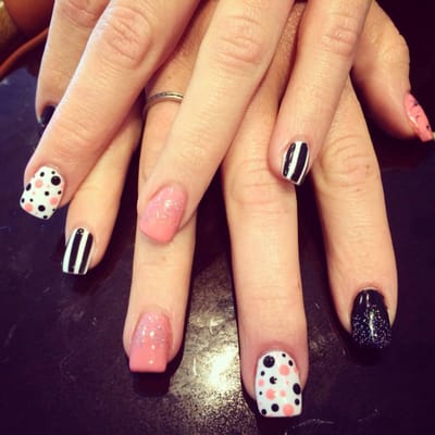 MAK Nail Bar & Organic Spa LLC by null