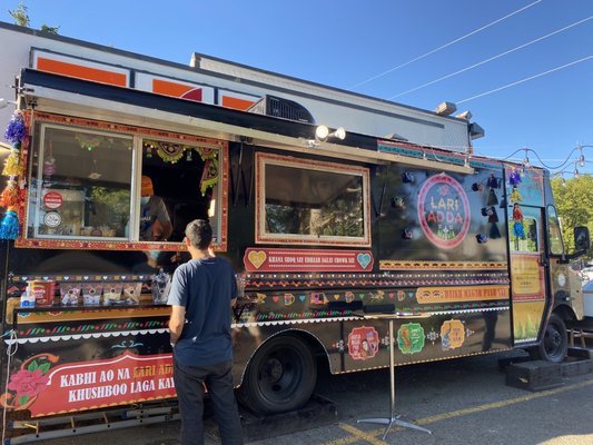 Lari Adda Food Truck by null