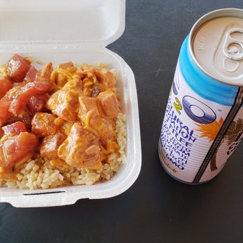 Ono Seafood - large spicy & miso ahi with coconut water, $12.50 total - Seafood Near Me - Honolulu, Hawaii