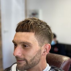 Rooster's Barbers